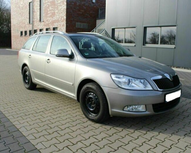 škoda octavia II k pronájmu