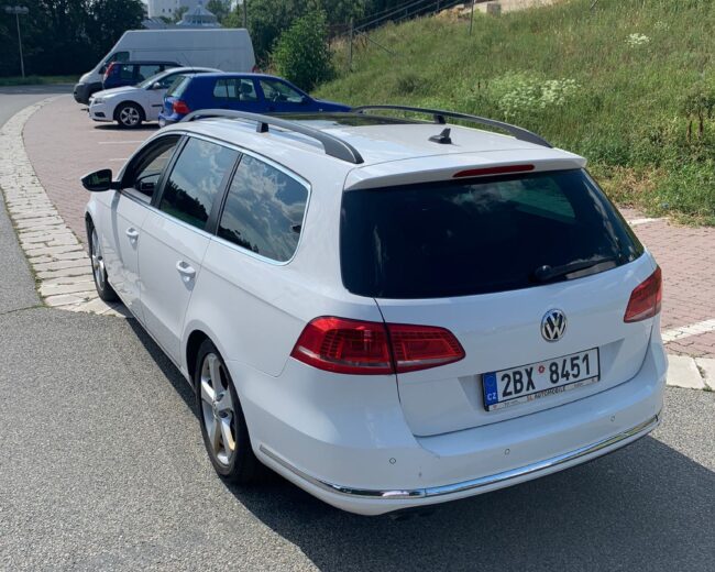 VOLKSWAGEN PASSAT B7